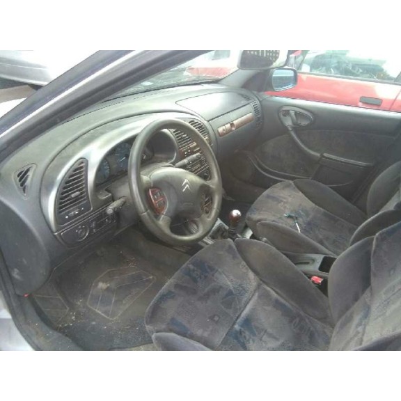 citroën xsara berlina del año 2000