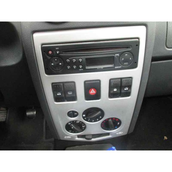 dacia logan del año 2006