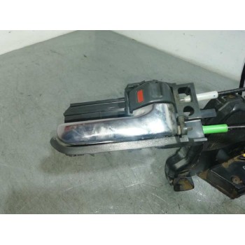 Recambio de cerradura puerta delantera derecha para toyota corolla (e12) 2.0 d-4d sol berlina referencia OEM IAM  5 PTAS 2 PIN