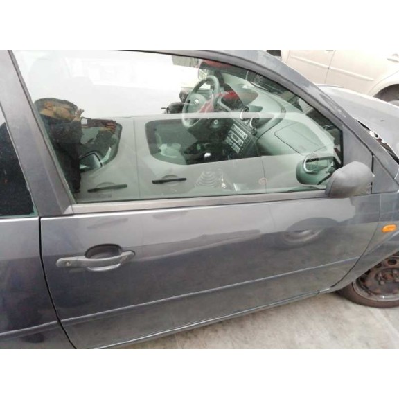 ford fiesta (cbk) del año 2004