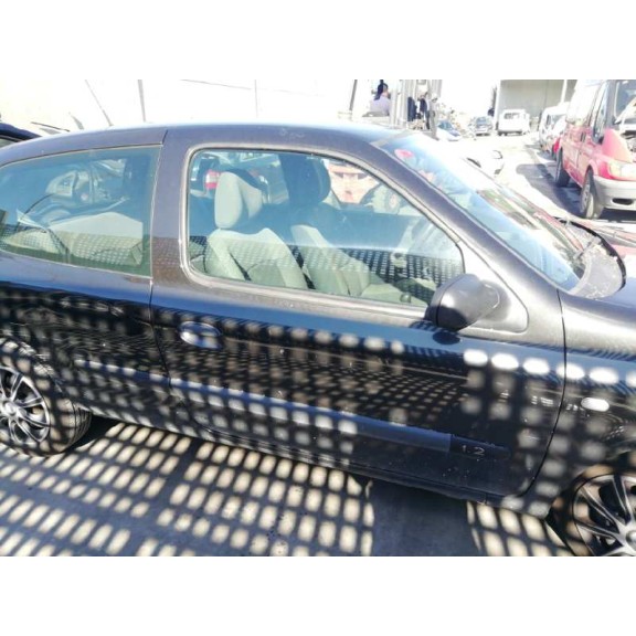 renault clio ii fase ii (b/cb0) del año 2004