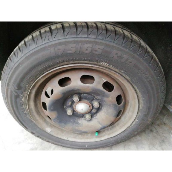 ford fiesta (cbk) del año 2004