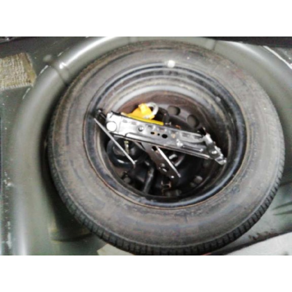 ford fiesta (cbk) del año 2004