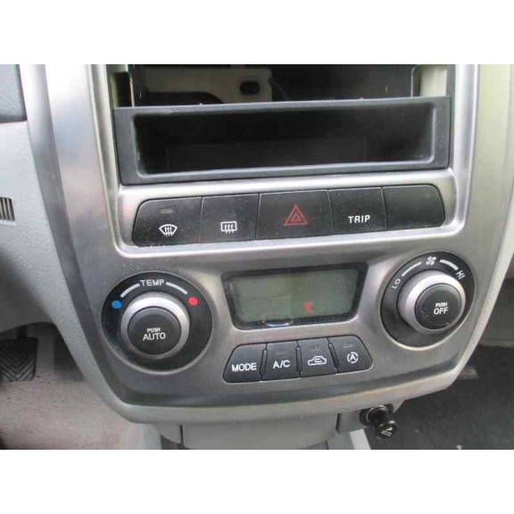 kia cerato del año 2004