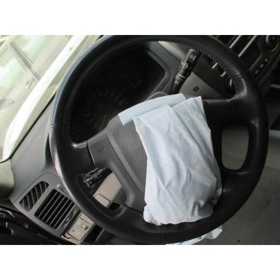 kia cerato del año 2004