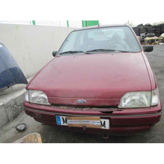 ford fiesta berlina del año 1995
