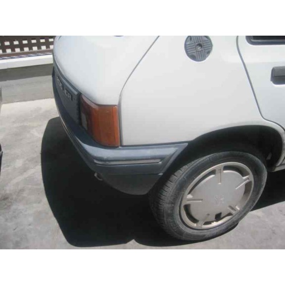 peugeot 205 berlina del año 1988