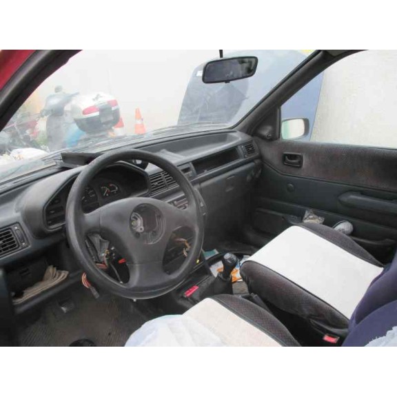 ford fiesta berlina del año 1995