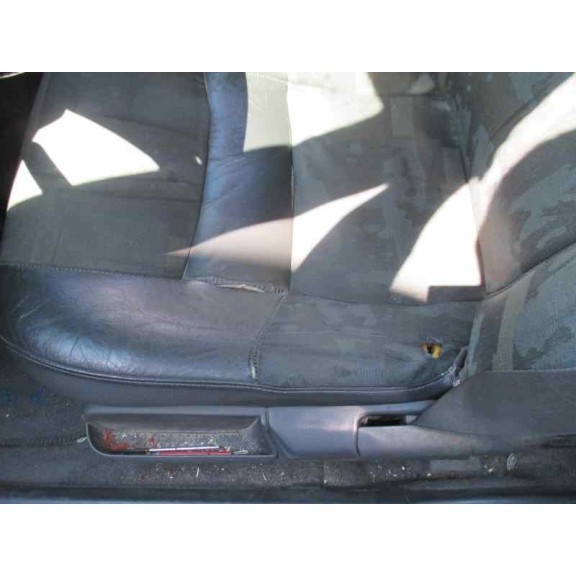 volvo s40 berlina del año 1999