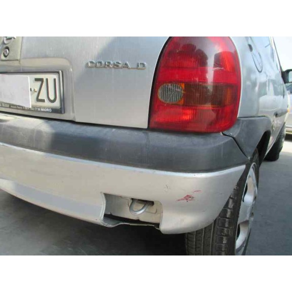 opel corsa b del año 2000