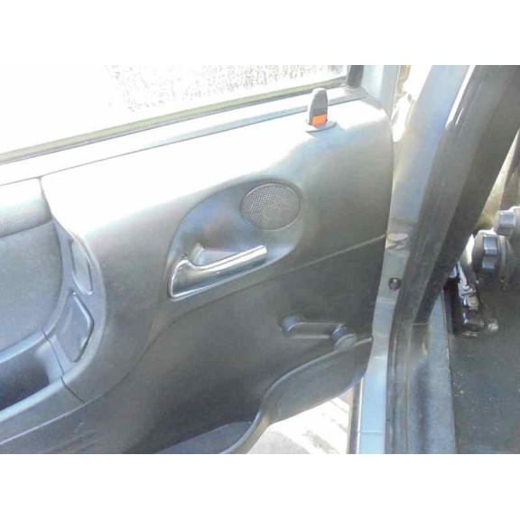 opel zafira a del año 2001