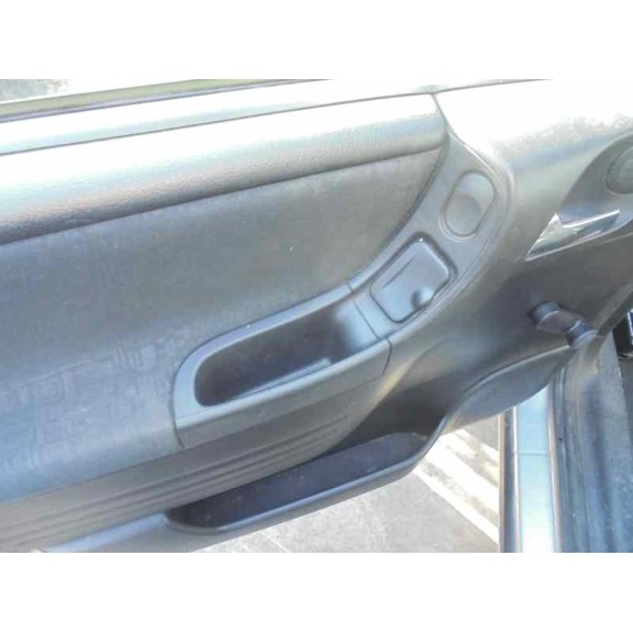 opel zafira a del año 2001