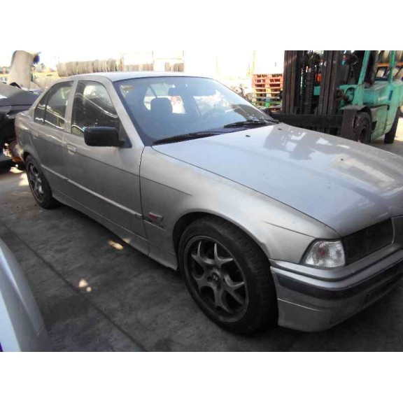bmw serie 3 berlina (e36) del año 1998