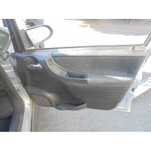 opel zafira a del año 2001