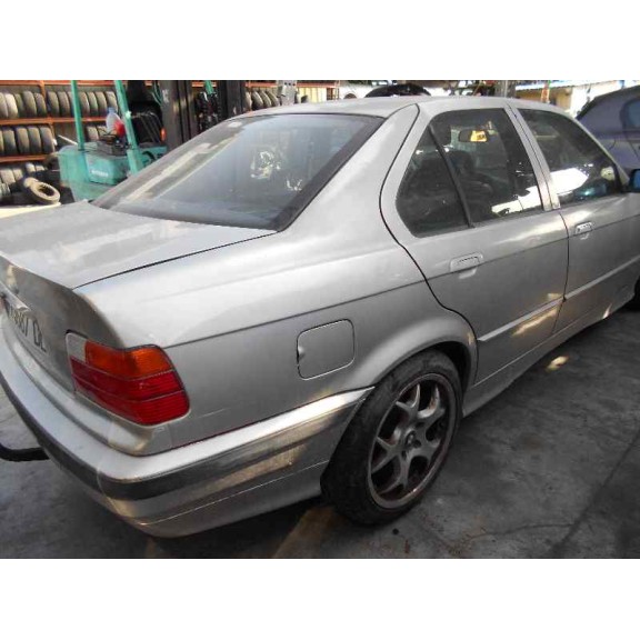 bmw serie 3 berlina (e36) del año 1998