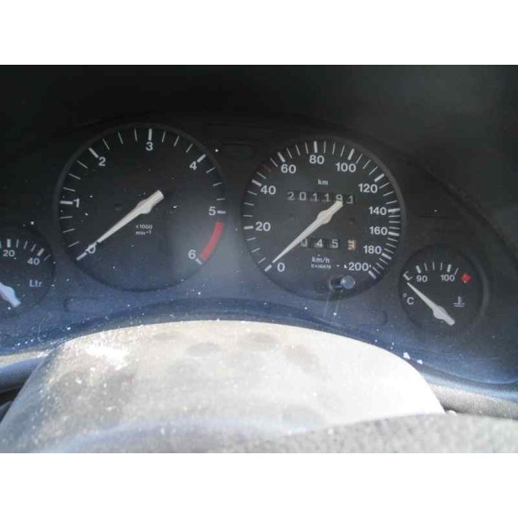 opel corsa b del año 2000