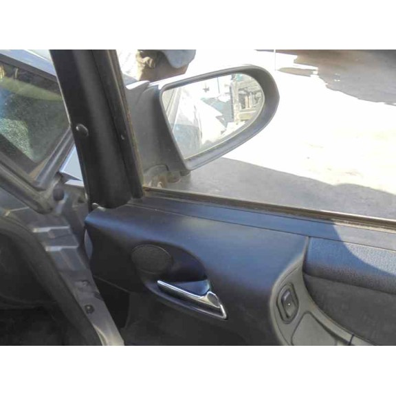 opel zafira a del año 2001