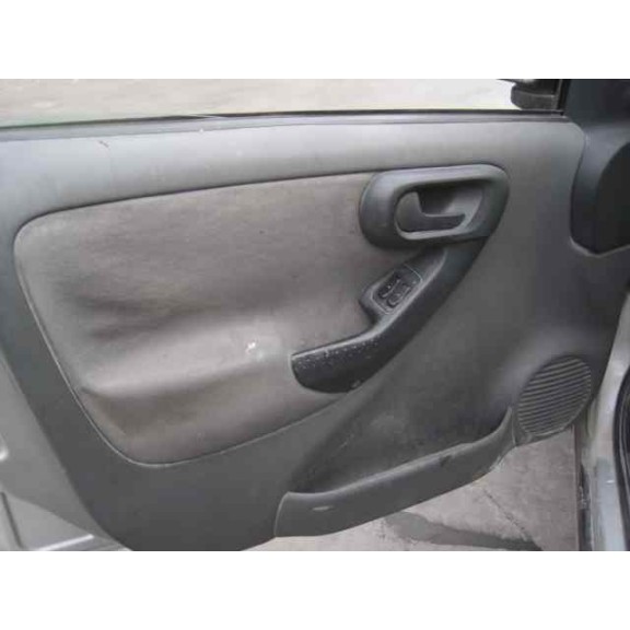 opel combo (corsa b) del año 2005