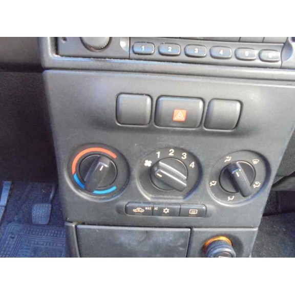 opel zafira a del año 2001