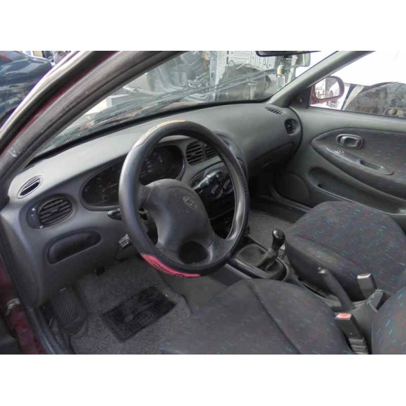 hyundai lantra berlina (rd) del año 1997