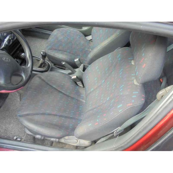 hyundai lantra berlina (rd) del año 1997