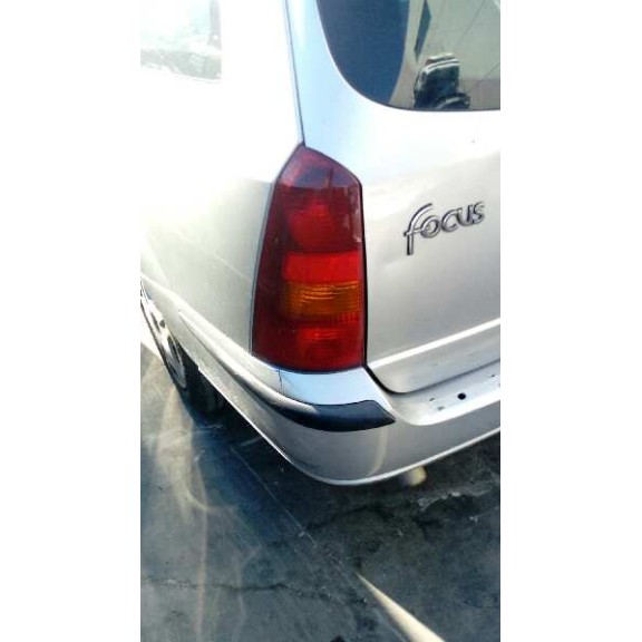 ford focus turnier (cak) del año 2004