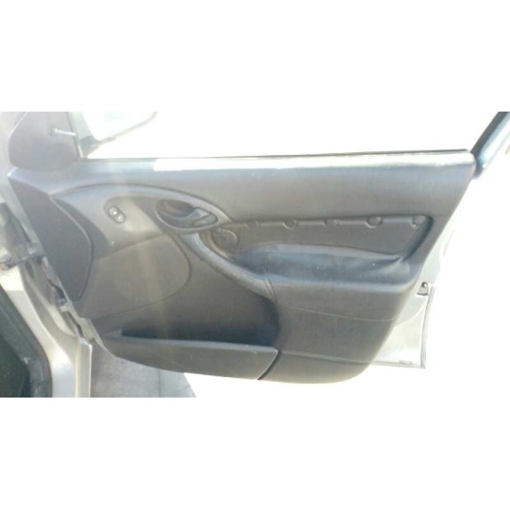 ford focus turnier (cak) del año 2004