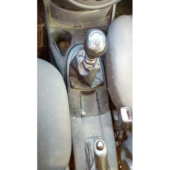 ford focus turnier (cak) del año 2004