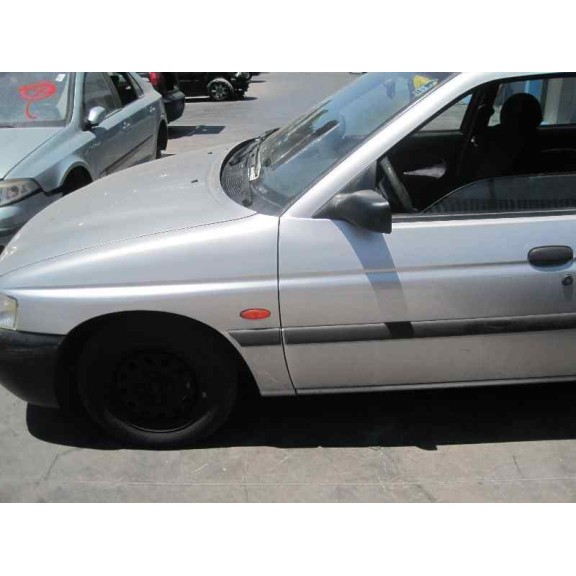 ford escort berlina/turnier del año 1998