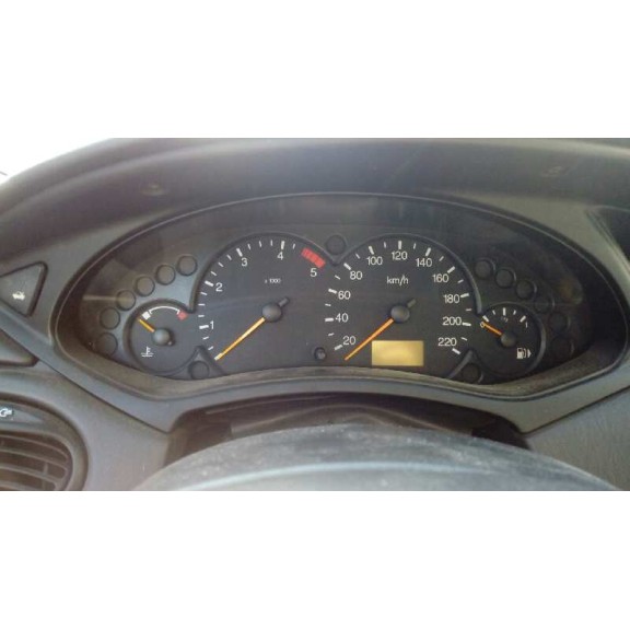 ford focus turnier (cak) del año 2004