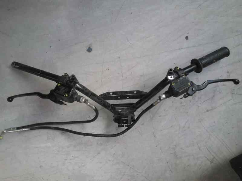 Recambio de tubo direccion para piaggio (vespa) mp3 500ie business erl/lt referencia OEM IAM   MANILLAR