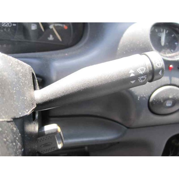 ford escort berlina/turnier del año 1998