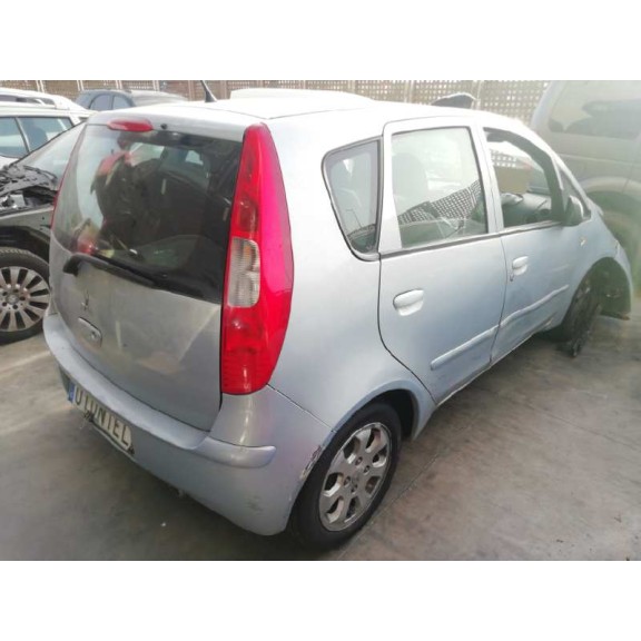 mitsubishi colt berlina 5 (z30a) del año 2005