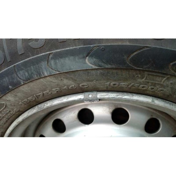 nissan vanette cargo del año 2001