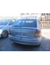 opel astra g berlina del año 2000
