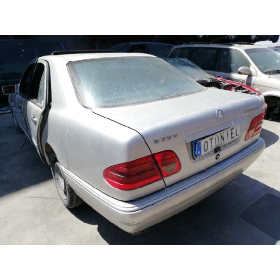 mercedes-benz clase e (w210) berlina diesel del año 1998