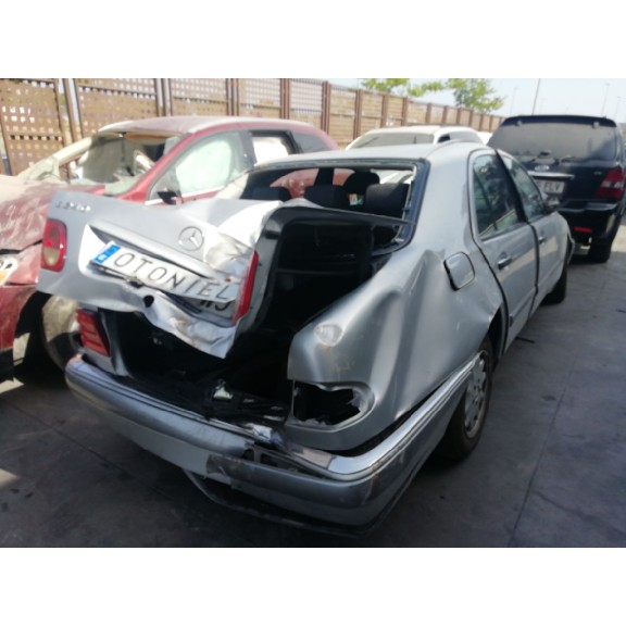 mercedes-benz clase e (w210) berlina del año 1998