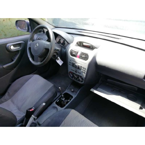 opel corsa c del año 2005