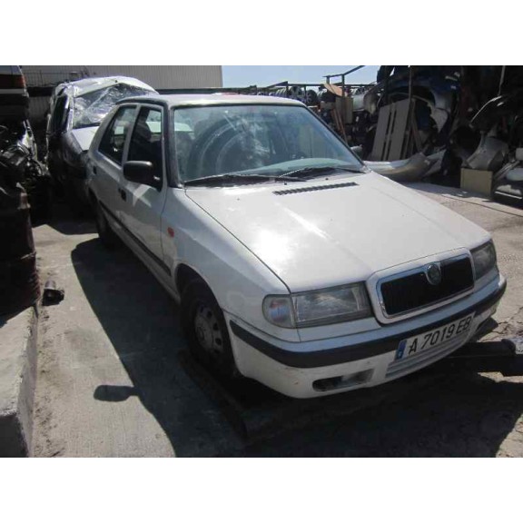 skoda felicia berlina ( 791) del año 1998