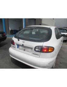 daewoo lanos del año 2000