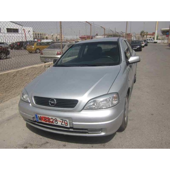 opel astra g berlina del año 1998