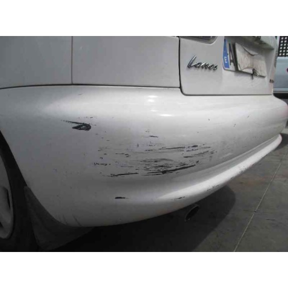 daewoo lanos del año 2000