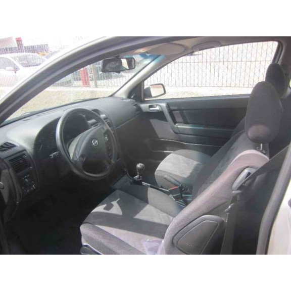 opel astra g berlina del año 1998