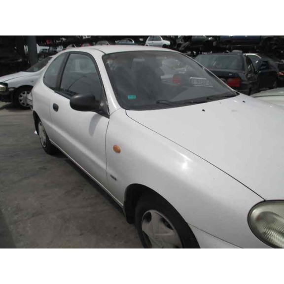 daewoo lanos del año 2000