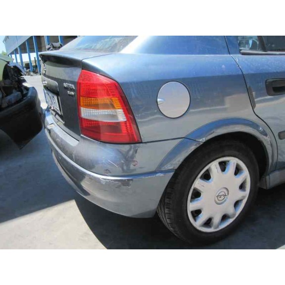 opel astra g berlina del año 1998