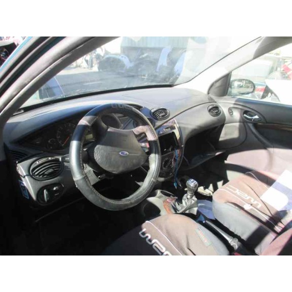 ford focus berlina (cak) del año 1999