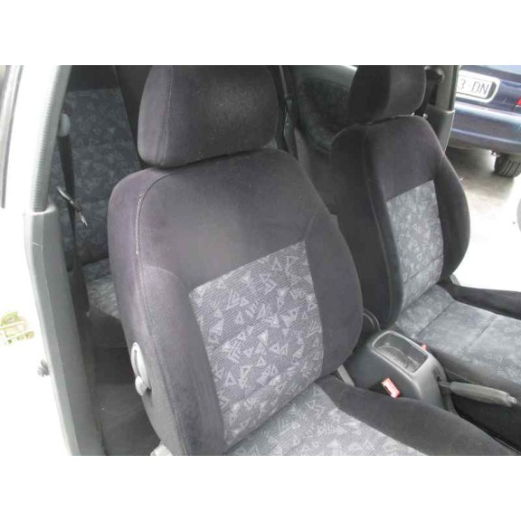 daewoo lanos del año 2000