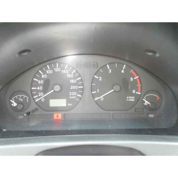 mitsubishi space star (dg0) del año 2003