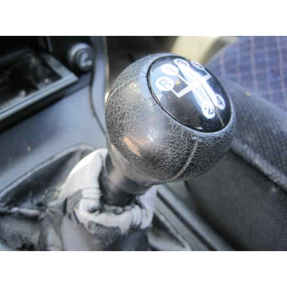 opel astra g berlina del año 1998