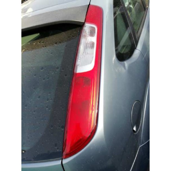 ford focus berlina (cap) del año 2005